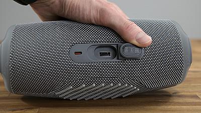 JBL Charge 5 13