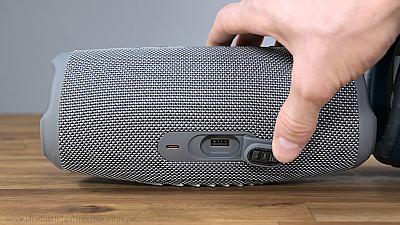 JBL Charge 5 29