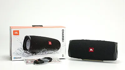 JBL Charge 4 wide